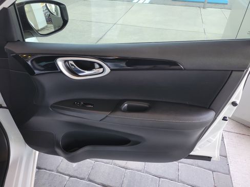 Used 2018 Nissan Sentra SV image 29