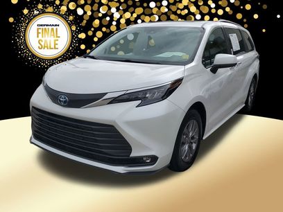 Certified 2025 Toyota Sienna XLE