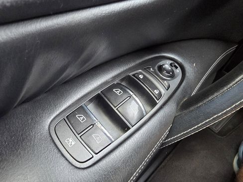 Used 2018 Nissan Armada SL w/ Moonroof Package image 26