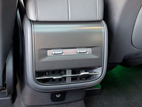 Used 2024 Lincoln Nautilus Premier w/ Equipment Group 102A image 14