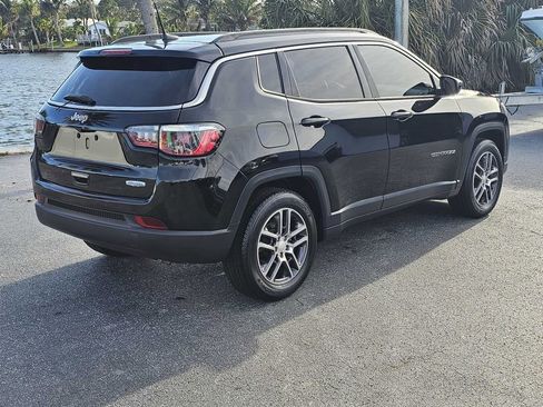 Used 2018 Jeep Compass Latitude w/ Popular Equipment Group image 14