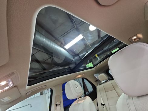 Certified 2024 Mercedes-Benz GLE 350 4MATIC image 32