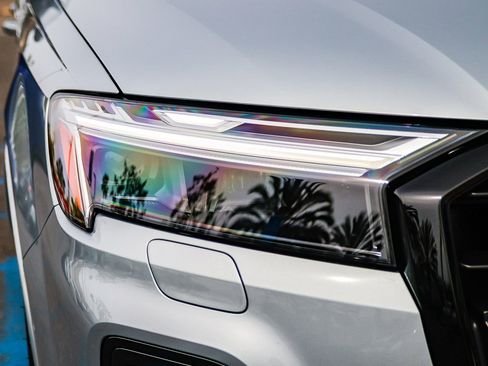 Certified 2025 Audi Q7 3.0T Premium Plus w/ Premium Plus Package image 12