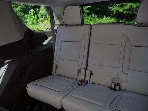 Used 2021 GMC Yukon Denali AWD/4WD image 23
