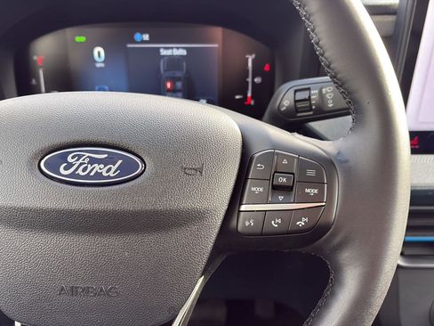 Used 2025 Ford Maverick XLT w/ Equipment Group 301A image 12