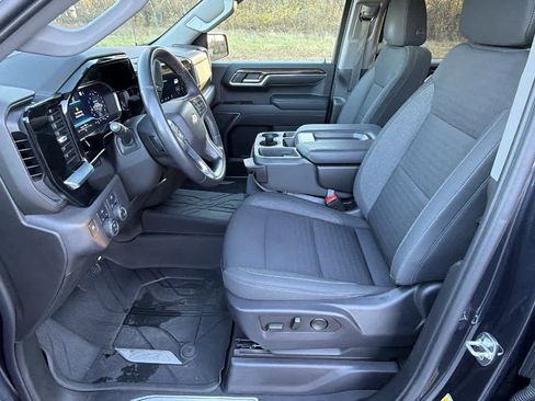 Used 2022 Chevrolet Silverado 1500 LT image 6