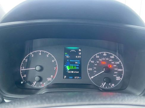 Used 2025 Toyota Corolla SE image 16