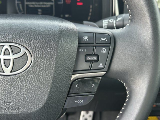 Used 2025 Toyota Camry SE w/ Convenience Package FWD image 14