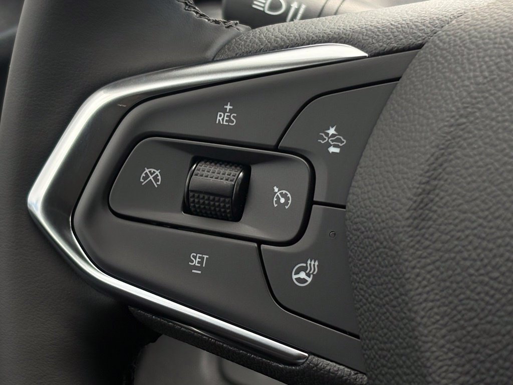 New 2026 Chevrolet Trax ACTIV w/ Sunroof Package FWD image 29