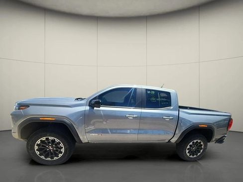 Used 2026 GMC Canyon AT4 AWD/4WD image 4