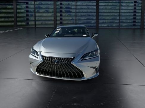 Certified 2025 Lexus ES 350 w/ Premium Package FWD image 3