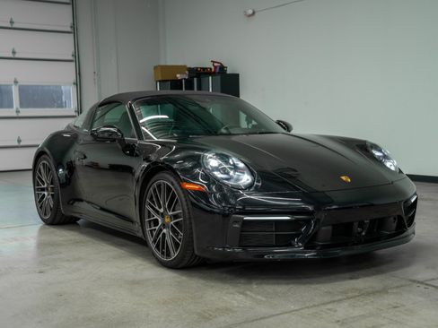 Used 2024 Porsche 911 Targa 4 w/ Sport Package AWD/4WD image 41