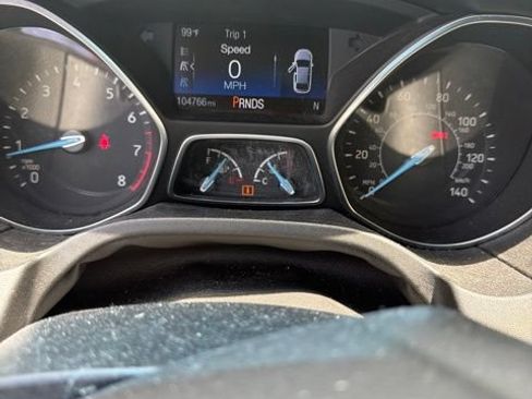 Used 2015 Ford Focus SE w/ Equipment Group 201A FWD image 13