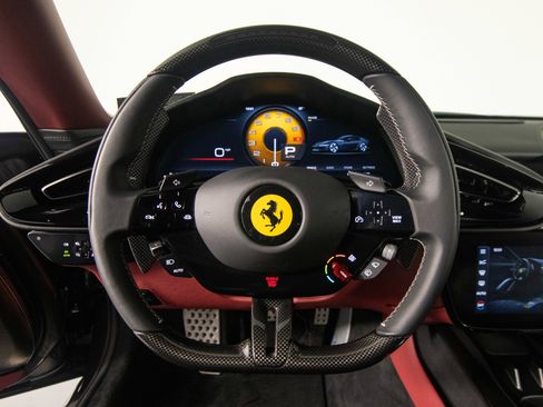 Certified 2025 Ferrari 12Cilindri RWD image 23