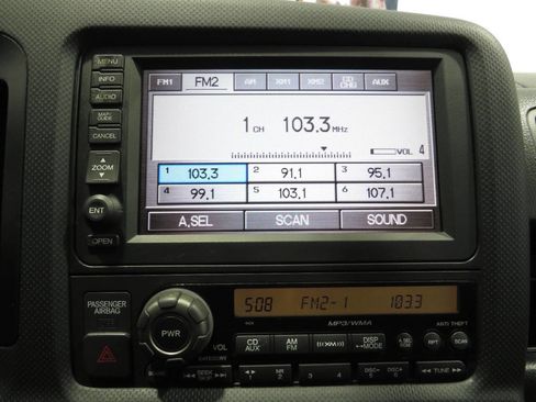 Used 2014 Honda Ridgeline SE image 21