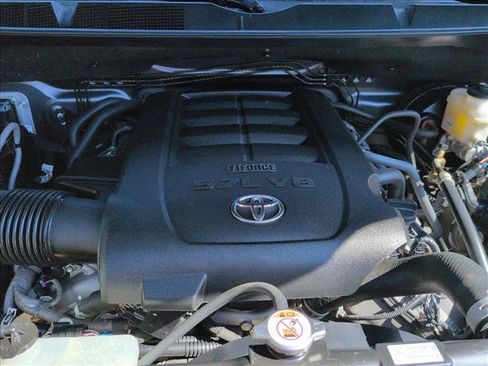 Used 2020 Toyota Tundra SR5 w/ SR5 Upgrade Package AWD/4WD image 20