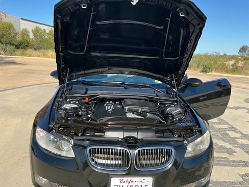 Used 2009 BMW 335i Convertible image 35