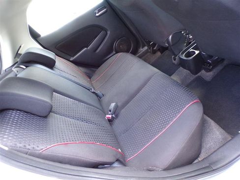 Used 2012 MAZDA MAZDA2 Touring FWD image 21