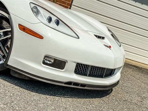 Used 2007 Chevrolet Corvette Z06 w/ Preferred Equipment Group RWD image 30