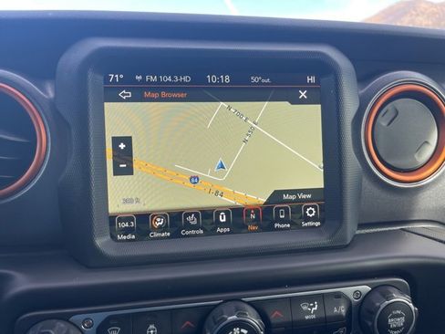 Used 2023 Jeep Gladiator Mojave w/ Cold Weather Group image 20