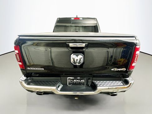Used 2019 RAM 1500 Laramie AWD/4WD image 6