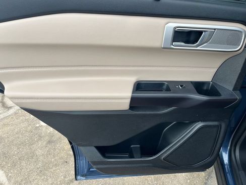 Used 2020 Ford Explorer Limited RWD image 21