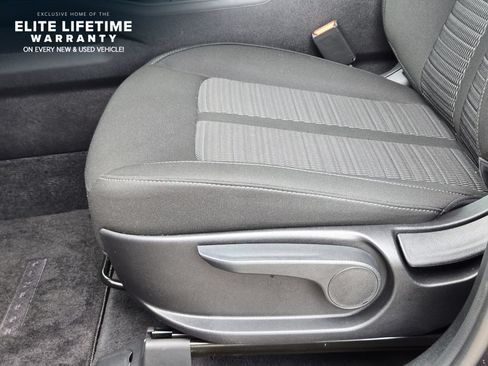 Certified 2026 Kia Sorento LX FWD image 22