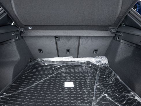 New 2025 Audi Q3 2.0T Premium image 16