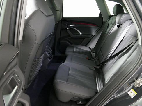 New 2025 Audi Q5 Premium Plus image 29