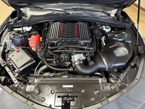 Used 2018 Chevrolet Camaro SS RWD image 71