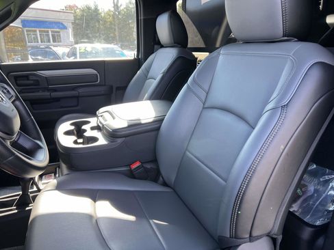 Used 2023 RAM 3500 Tradesman image 31