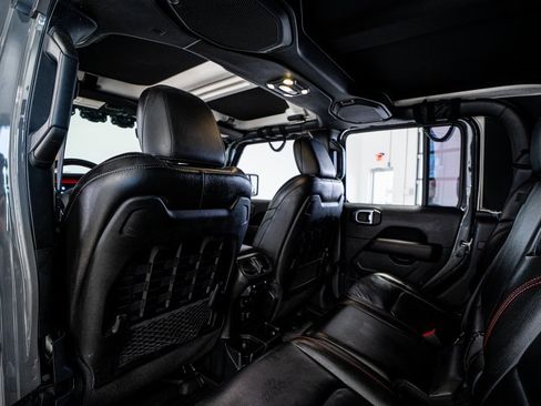 Used 2021 Jeep Gladiator Rubicon image 50