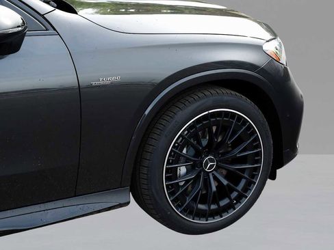 New 2026 Mercedes-Benz GLC 43 AMG 4MATIC Coupe image 9