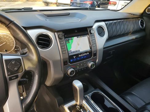 Used 2017 Toyota Tundra Platinum image 31