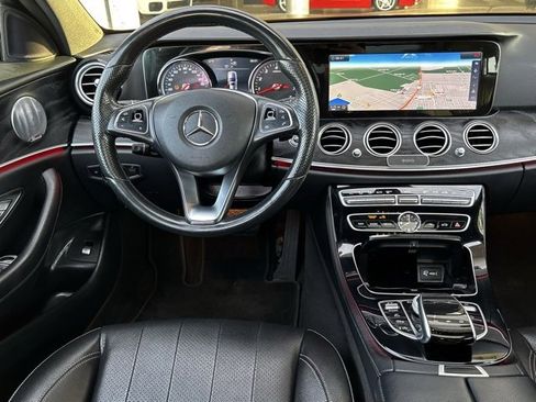 Used 2017 Mercedes-Benz E 300 E 300 image 24