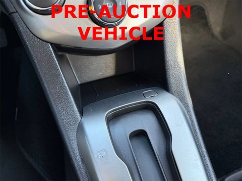 Used 2016 Chevrolet Sonic LT image 19