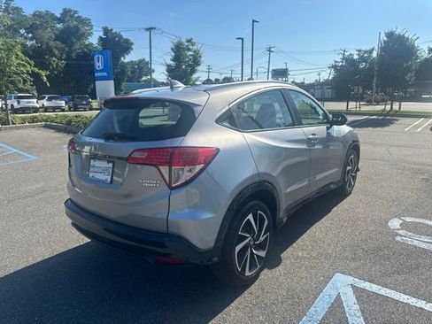 Used 2019 Honda HR-V Sport image 8