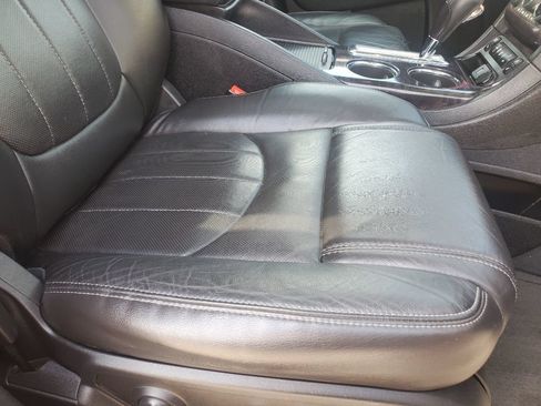 Used 2016 Buick Enclave Premium AWD/4WD image 35