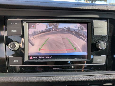 Used 2023 Volkswagen Jetta S image 24