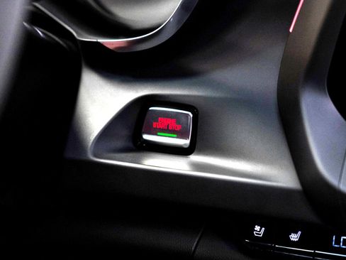 Used 2017 Chevrolet Camaro ZL1 image 18