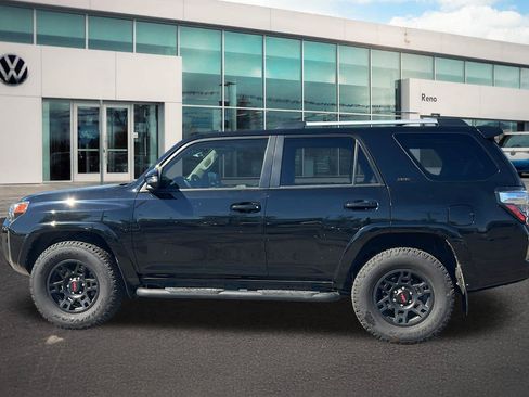 Used 2023 Toyota 4Runner SR5 Premium w/ Moonroof Package AWD/4WD image 8
