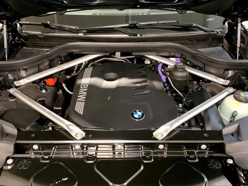 New 2026 BMW X7 xDrive40i AWD/4WD image 16