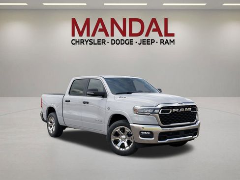 New 2026 RAM 1500 2WD Crew Cab image 5