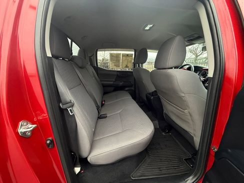 Used 2020 Toyota Tacoma SR image 15