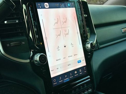 Used 2025 RAM 2500 Big Horn image 17