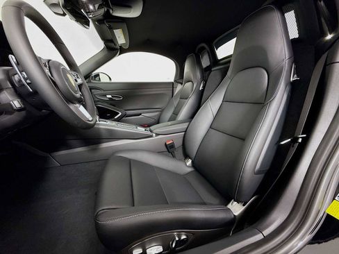 New 2025 Porsche 718 Boxster Style Edition image 5