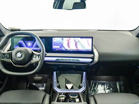 Used 2025 BMW X3 xDrive30i w/ Convenience Package image 13