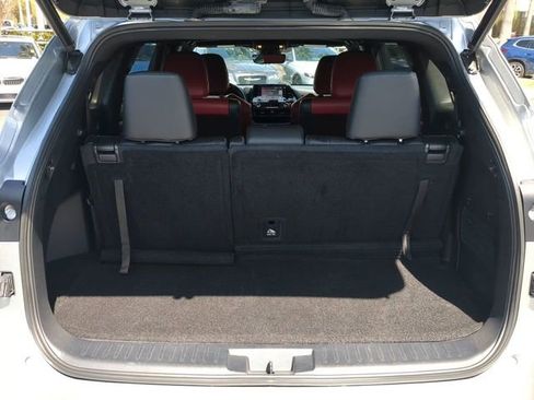 Used 2022 Toyota Highlander XSE image 14