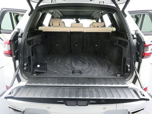 Used 2021 BMW X5 xDrive40i w/ Premium Package image 11