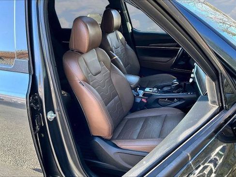 Used 2022 Kia Telluride SX w/ SX Prestige Package image 30